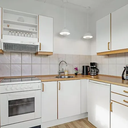 Stunning Apartment In Allinge With House Sea View Allinge-Sandvig