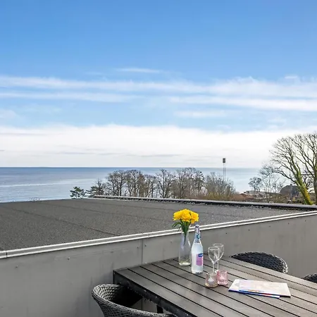 Pet Friendly In With House Sea View Daire