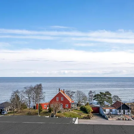Apartment Stunning Apartment In Allinge With House Sea View *