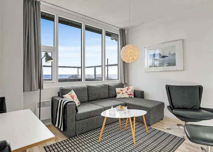 2 Bedroom In *